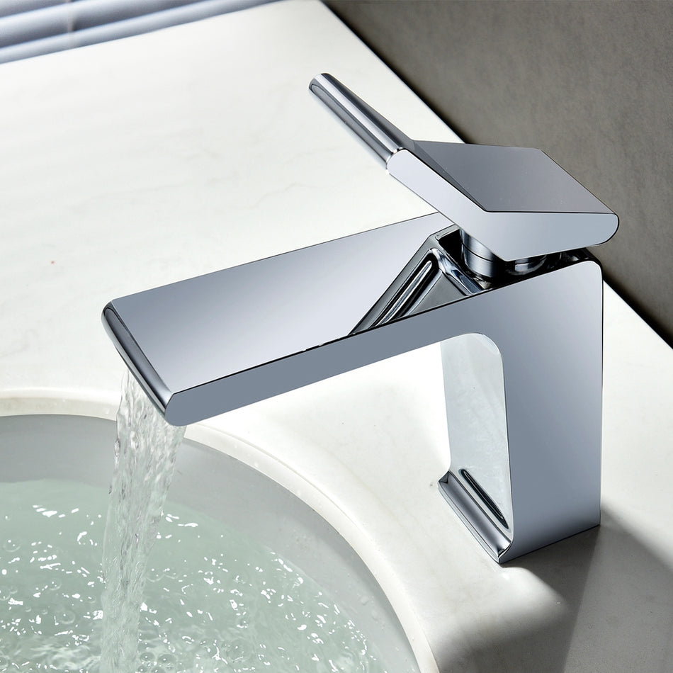 Chrome Bathroom Sink Faucet Single Handle Single Hole Lavatory Faucet with overflow pop up drain